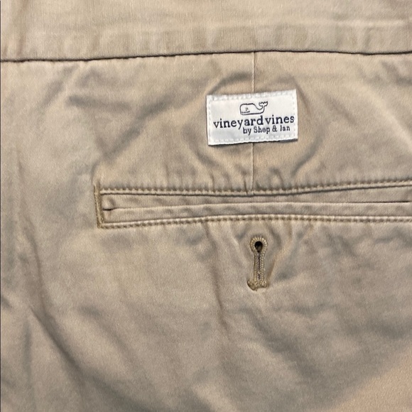 Vineyard Vines Tan Flat Front Shorts for Casual Wear - Picture 8 of 9